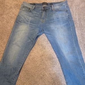 Lucky Brand Men's jeans size 38×32